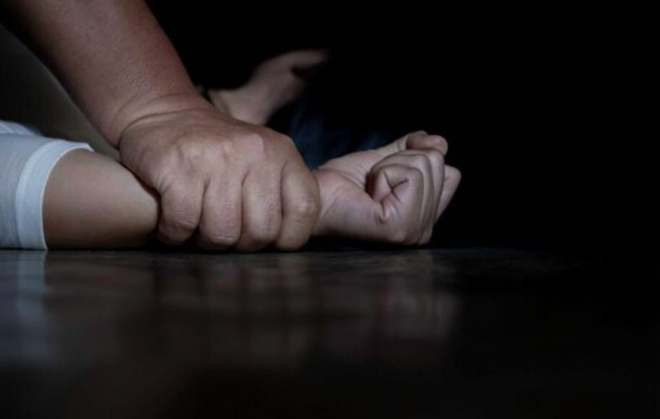 Девушку из Казани осудили за развращение в Сети летней девочки