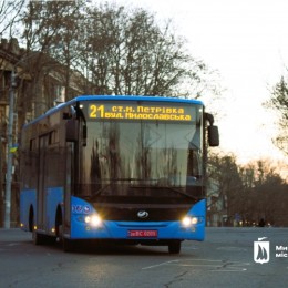 Новые автобусы. Фото Николаевского городского совета
