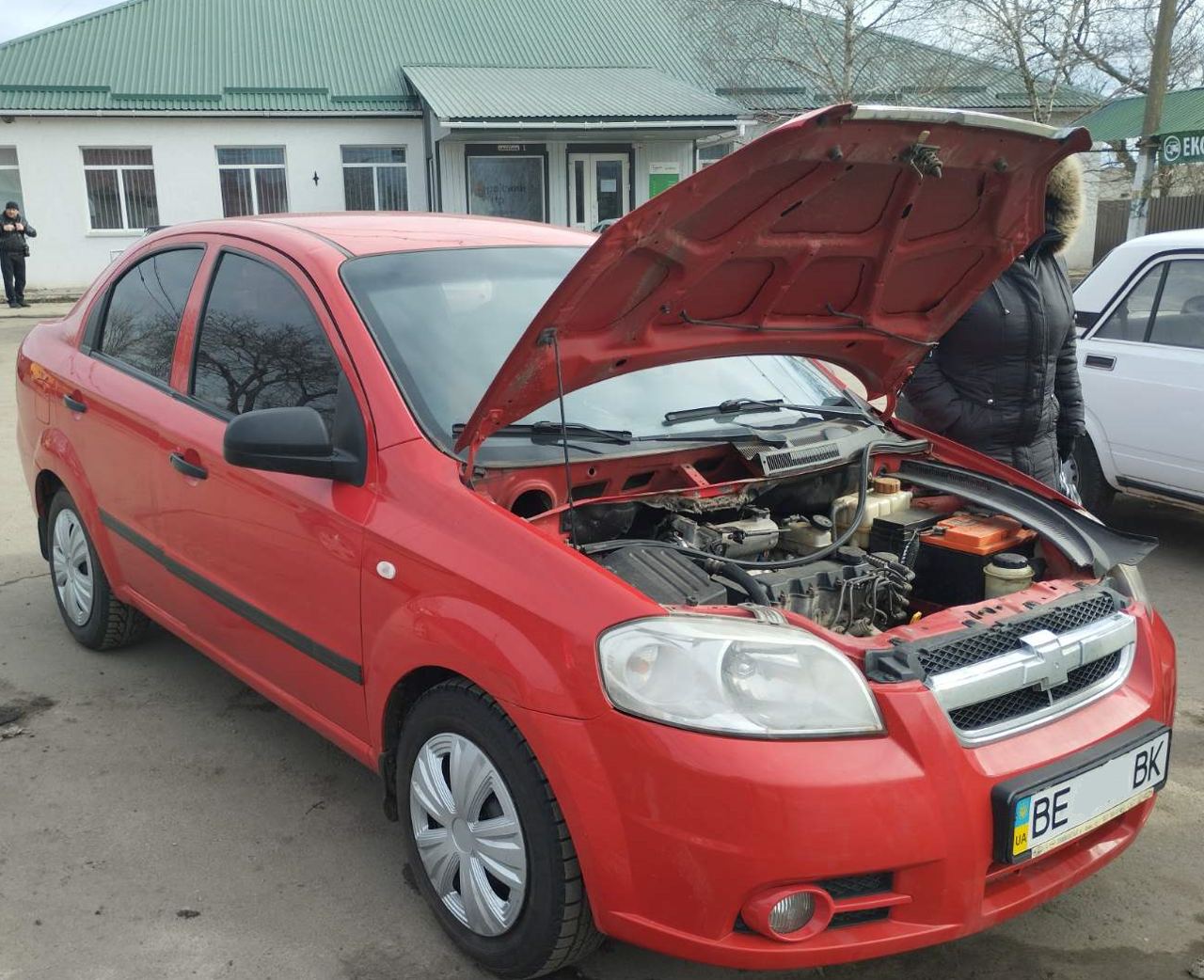 В Николаевской области женщина пыталась перерегистрировать автомобиль с « перебитыми» номерами