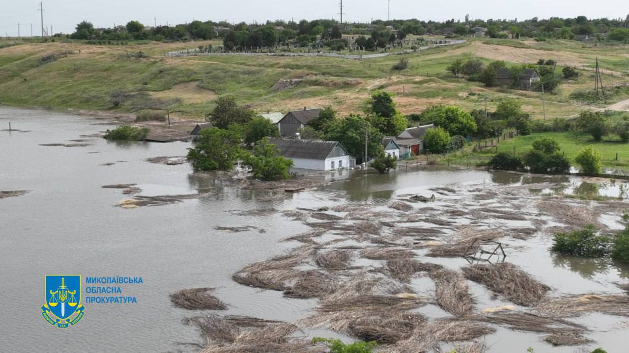 В Снигиревке уровень воды упал почти на 5 метров, возобновили движение авто  по двум мостам