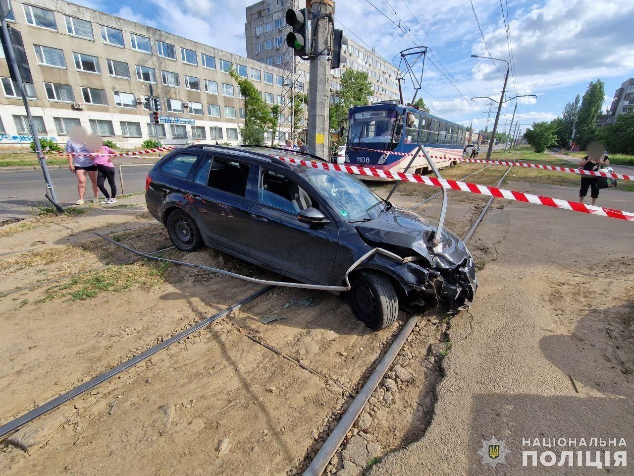 В Николаеве пьяный водитель сбил двух пешеходов – ему грозит до 8 лет за  решеткой