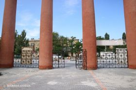 Центральный вход дворца культуры, фото: Николаевский городской совет