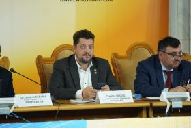 Лидер ультраправой партии «Альянс за союз Румынии» Клаудиу Тарзиу