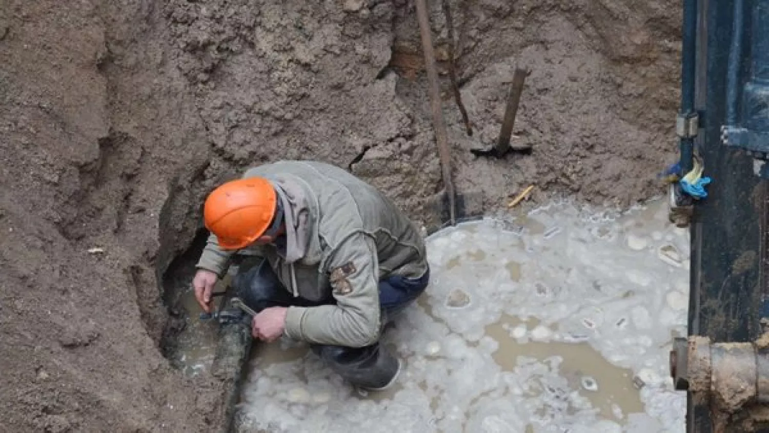 Ремонт водопроводу призвів до відключення води в Інгульському районі.Фото: «Миколаївводоканал»