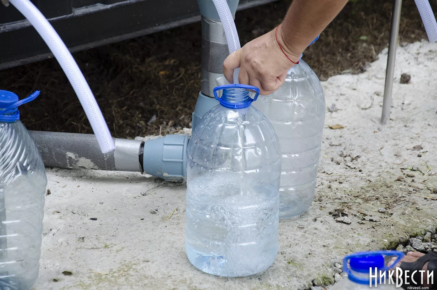 Water dispensing points in Mykolaiv, archival photo «NikVesti"