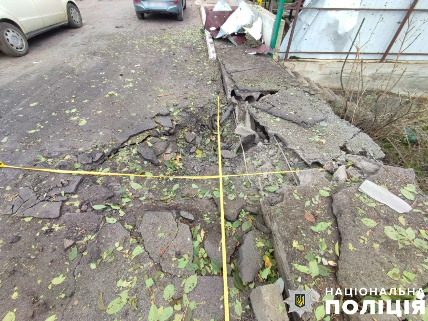 Наслідки обстрілу Херсонщини, фото: Нацполіція