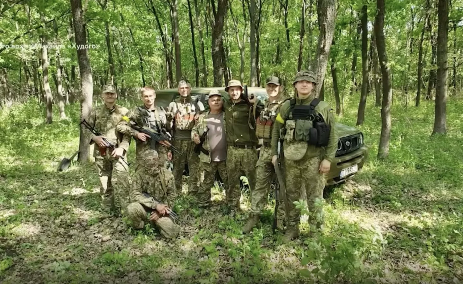 Михайло з побратимами у Донецькій області. Скриншот з сюжету