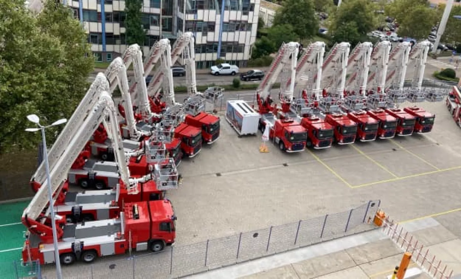 Denmark handed over 18 lifts to Ukraine, Photo: Danish Emergency Service