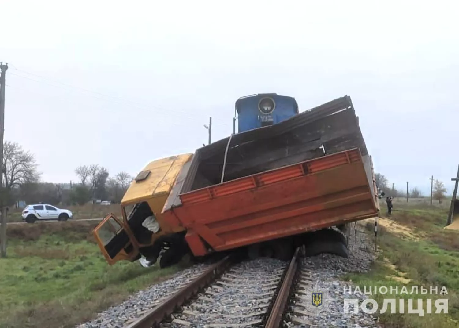 В Одесской области грузовик столкнулся с поездом, фото: Нацполиция