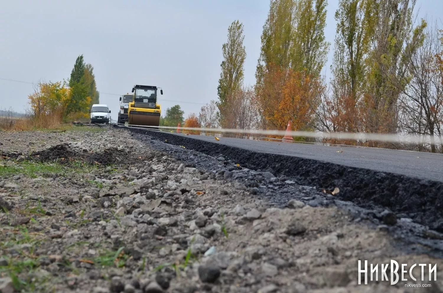 Ремонт дорог в Николаевской области, архивное фото «НикВести»