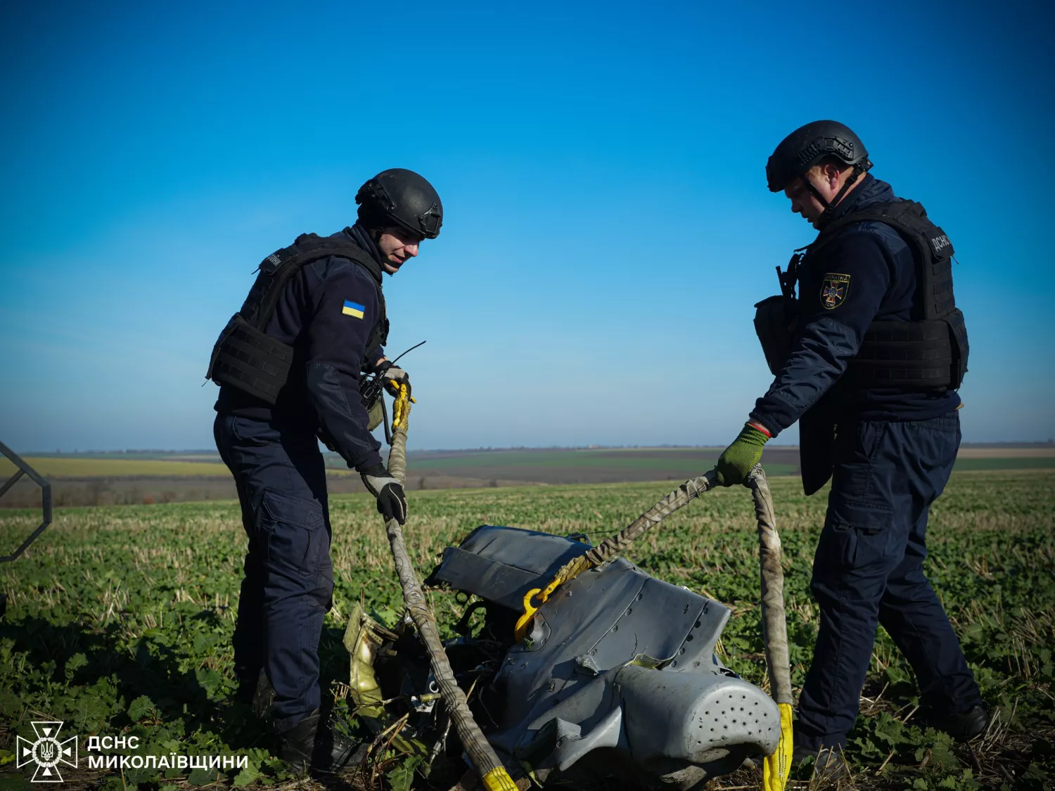 Missile fragments were found in the Voznesensky district of the Mykolaiv region, photo: State Emergency Service of the Mykolaiv region