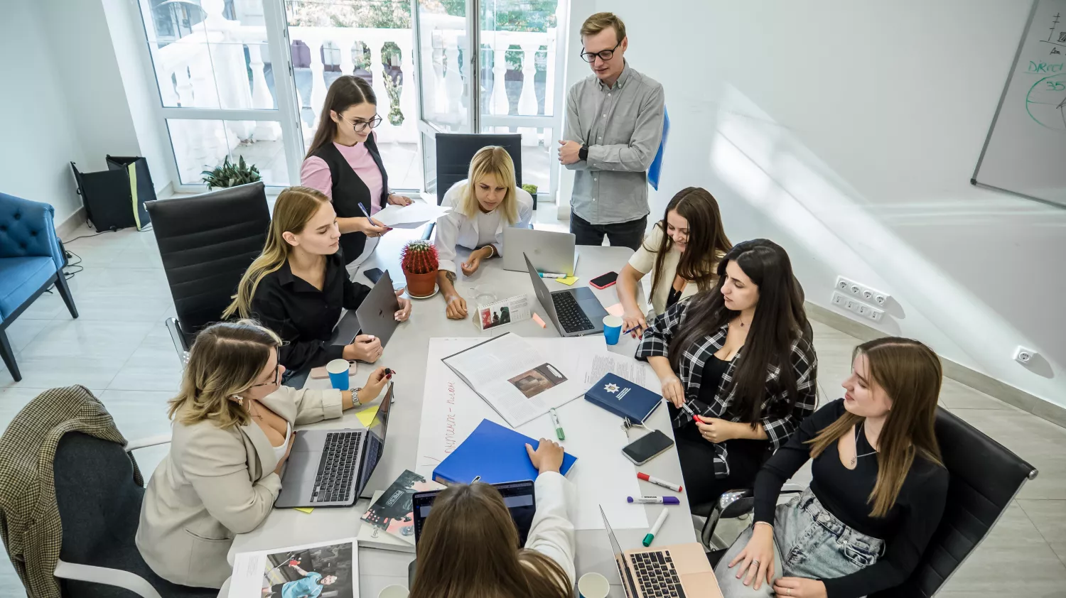 Online media «NikVesti, journalists during the editorial meeting