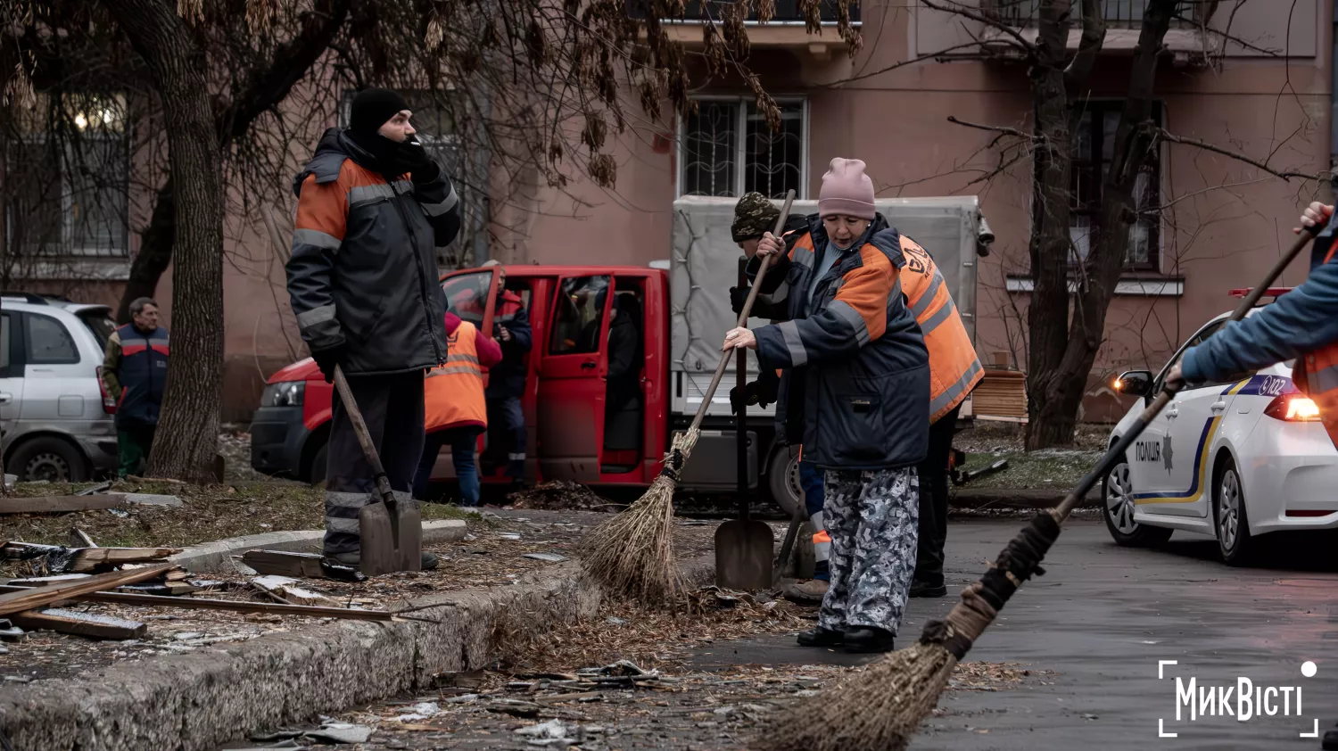 Наслідки атаки будинку в Інгульському районі Миколаєва 28 грудня. Фото: «МикВісті»