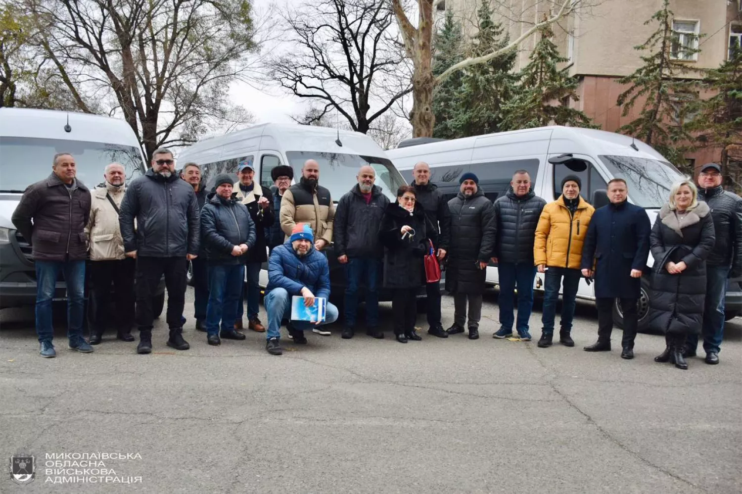 Миколаївщина отримала 12 автомобілів від міжнародних партнерів. Фото: Миколаївська ОВА