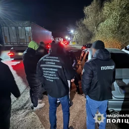 Правоохоронці підозрюють одесита в організації незаконного перетину кордону. Фото: Нацполіція