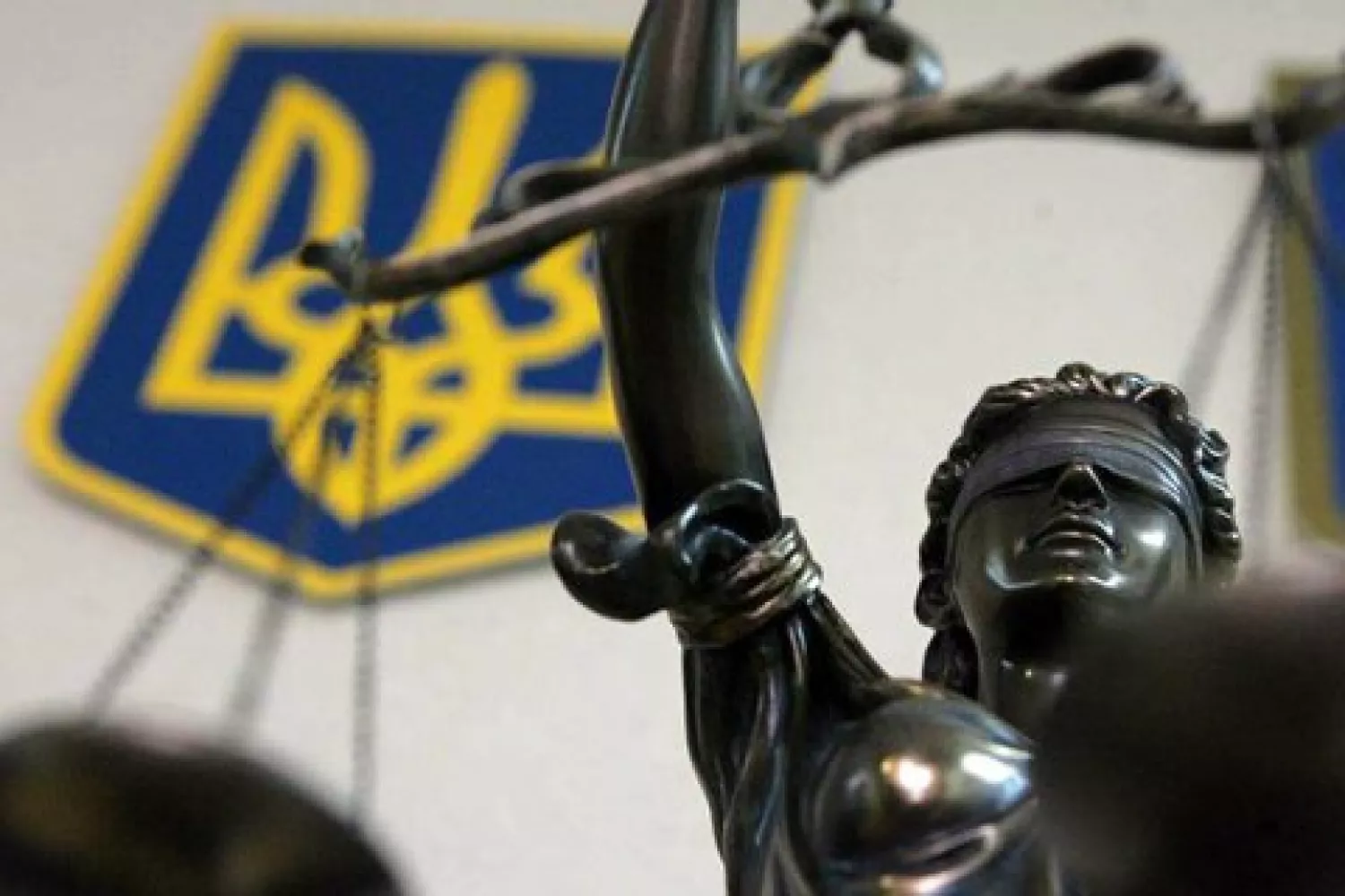 The Council adopted draft laws on the introduction of jury trials in Ukraine. Photo: chytomo.com