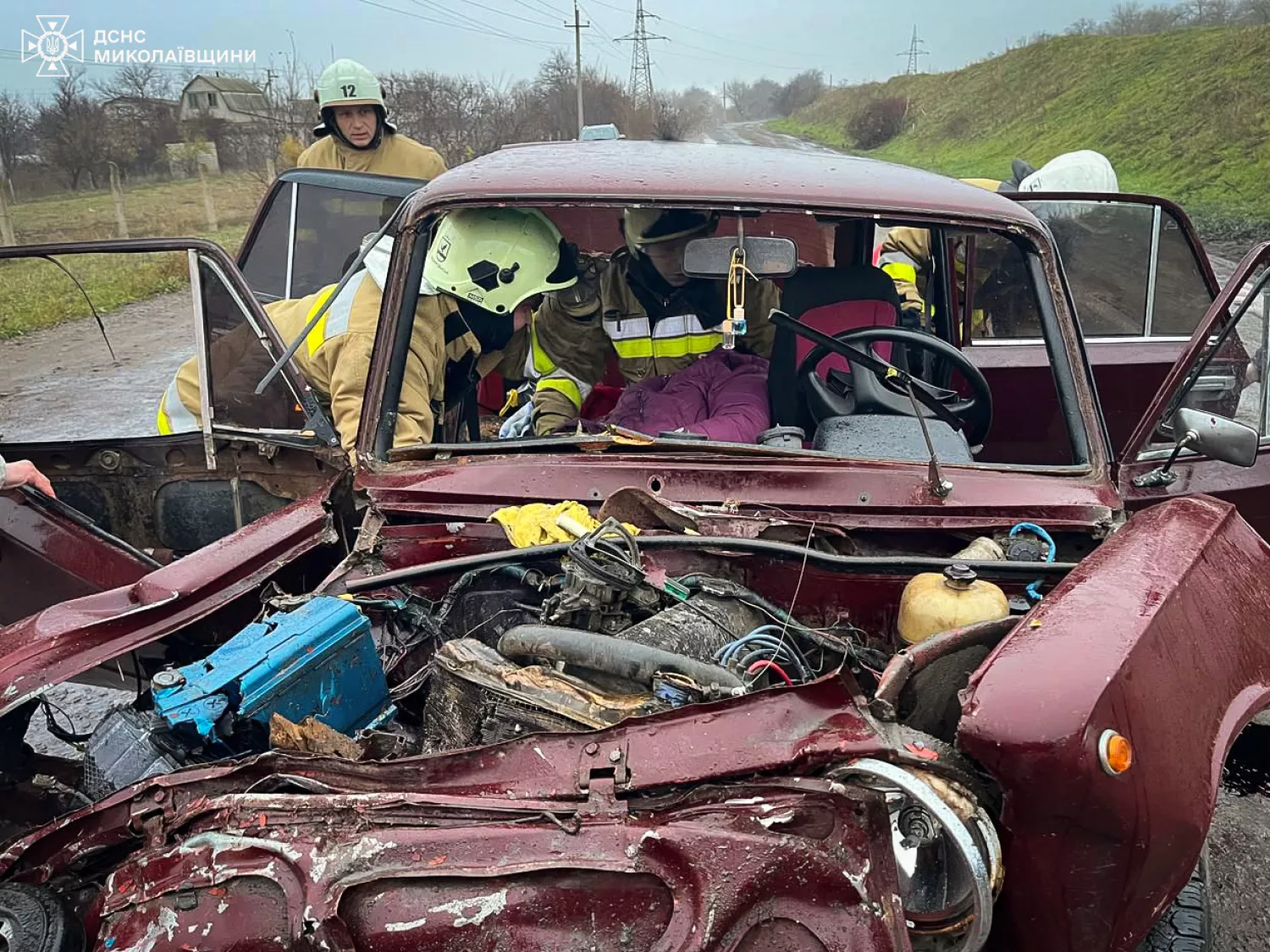 На трасі під Вознесенськом зіткнулися два авто, фото: ГУ ДСНС