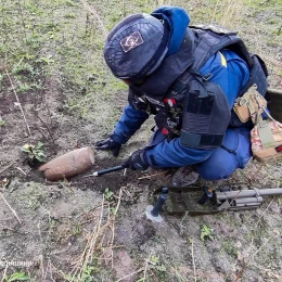 Сапери продовжують розмінування на деокупованих територіях Херсонщини. Фото: пресслужба ДСНС в Херсонській області.