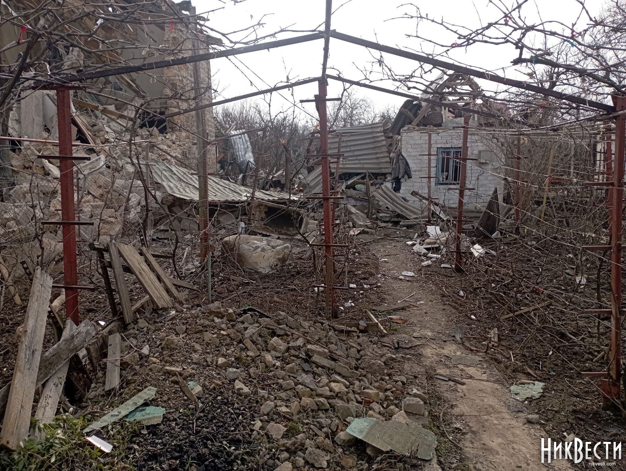 Последствия атаки РФ в Николаев 11 февраля. Фото: Сергей Овчаришин/«НикВести»