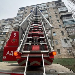 Миколаївські вогнеборці ліквідували пожежі у житловому будинку. Фото: