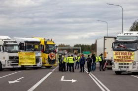 Польские фермеры с пятницы будут частично блокировать движение на границе с Литвой. Фото из открытых источников