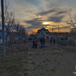 Последствия обстрела Николаева 7 февраля. Фото: ГУ ГСЧС в Николаевской области