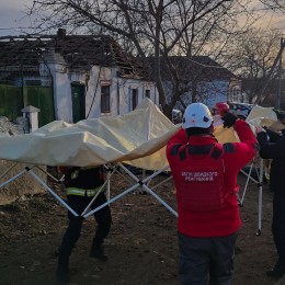 Последствия обстрела Николаева 7 февраля. Фото: ГУ ГСЧС в Николаевской области