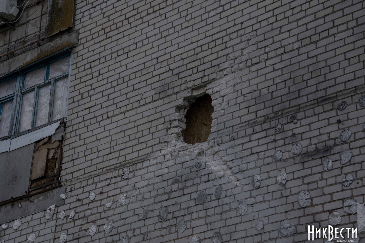 Последствия обстрелов в Очакове, фото «НикВести»
