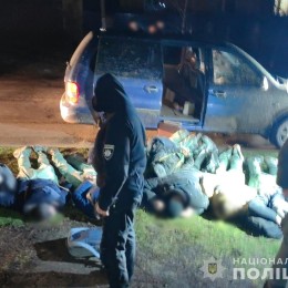 Поліція розкрила схему незаконного перетину кордону на Одещині / Фото: Нацполіція