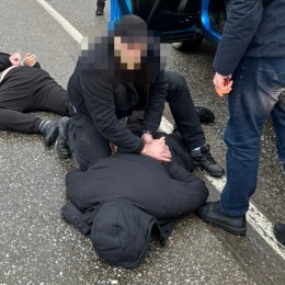 Law enforcement officers detained racketeers in the Lviv region / Photo: SBU