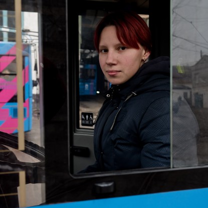 Водійка тролейбуса Дарія Остапенко. Фото: Сергій Овчаришин, «НикВести»