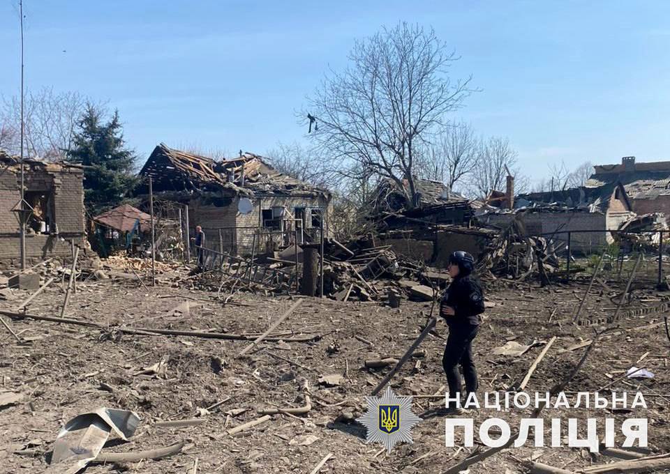 The Russian army shelled six settlements in Donetsk region: one person ...