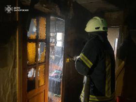 На пожаре в Николаеве 10 апреля спасли женщину / Фото ГСЧС для иллюстрации