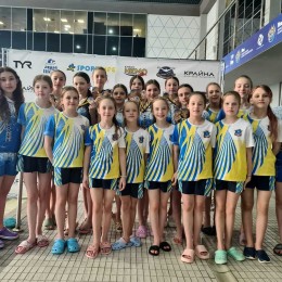 Николаевская сборная на чемпионате Украины по синхронному плаванию в Киеве / Фото опубликовало Управление спорта