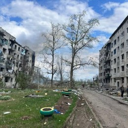 On April 14, the occupiers dropped an aerial bomb on the village of Ocheretyne, photo: Vadym Filashkin