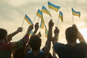 Большинство граждан считают, что Украина сохраняет собственный суверенитет.