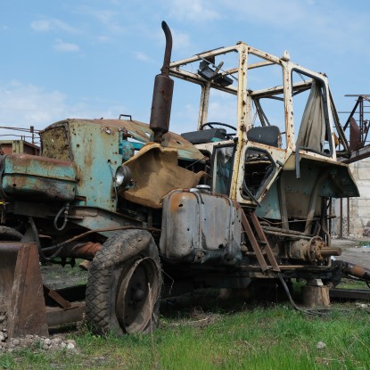 Mykhailo Zviryshin's destroyed equipment. Photo: Olena Kozubovska, «NykVesty"