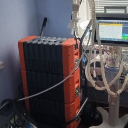 Снегиревская больница получила портативную зарядную станцию для реанимации. Фото: Снигиревская МВА