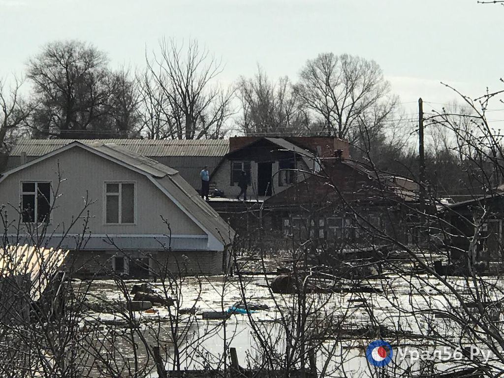 Прорыв дамбы в Орске: затопило более 4 тысяч домов. Фото