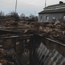 Будинок, який повністю вигорів після ракетного удару. Фото: Сергій Овчаришин, «НикВести»