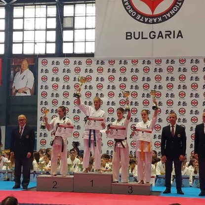 Николаевские спортсмены завоевали 6 наград на Чемпионате Европы по карате. Фото предоставлено тренерами