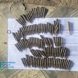 Three residents of the Mykolaiv Region are suspected of selling trophy weapons / Photo: Mykolaiv Regional Prosecutor's Office