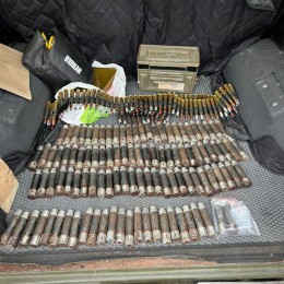 Three residents of Mykolaiv Oblast are suspected of selling trophy weapons / Photo: National Police