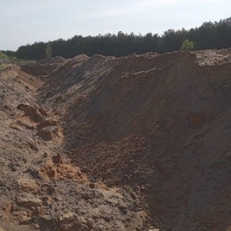 На Миколаївщині викопали незаконний кар’єр з гравієм і піском. Фото: Держекоінспекція