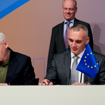 Александр Сенкевич в Берлине подписал договор с ЕБРР на 25 миллионов евро водоснабжения для Николаева, 11 июня 2024 года, фото «НикВести»