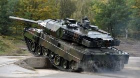 Leopard 2A4. Photo for illustration