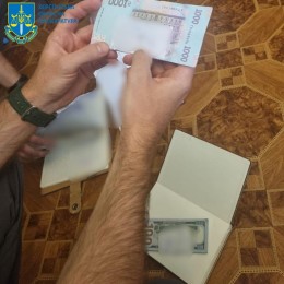 У Херсонській та Миколаївській областях виявили корупційну схему видачі водійських посвідчень, фото: Херсонська обласна прокуратура