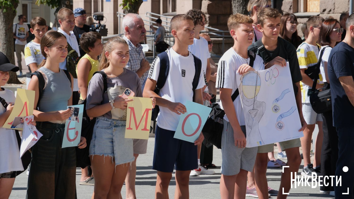 Зустріч з шестиразовою олімпійською призеркою з фехтування Ольгою Харлан у Миколаєві. Фото НикВести