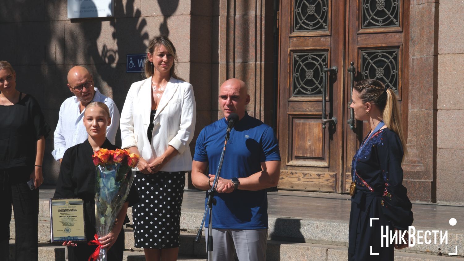 Зустріч з шестиразовою олімпійською призеркою з фехтування Ольгою Харлан у Миколаєві. Фото НикВести