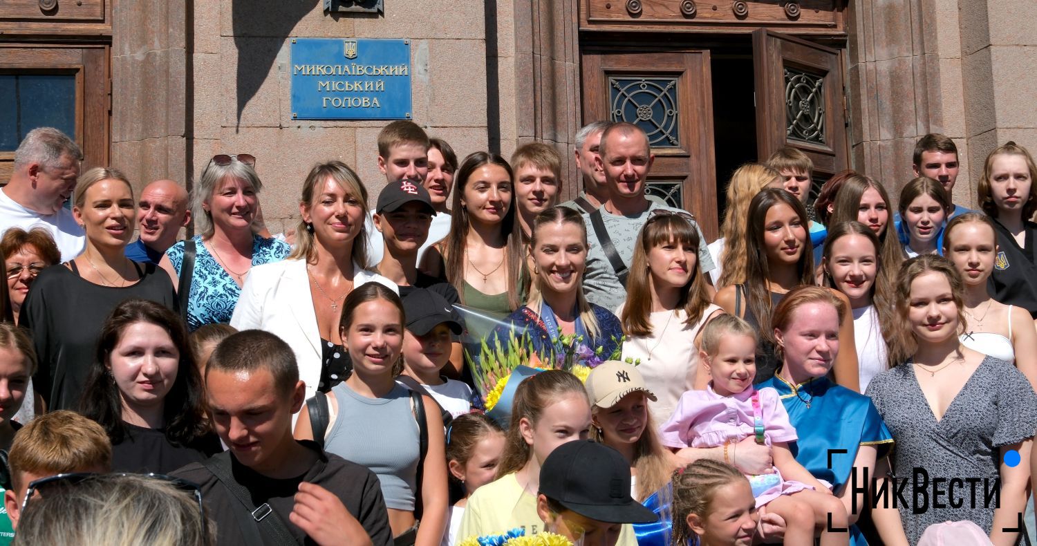 Зустріч з шестиразовою олімпійською призеркою з фехтування Ольгою Харлан у Миколаєві. Фото НикВести